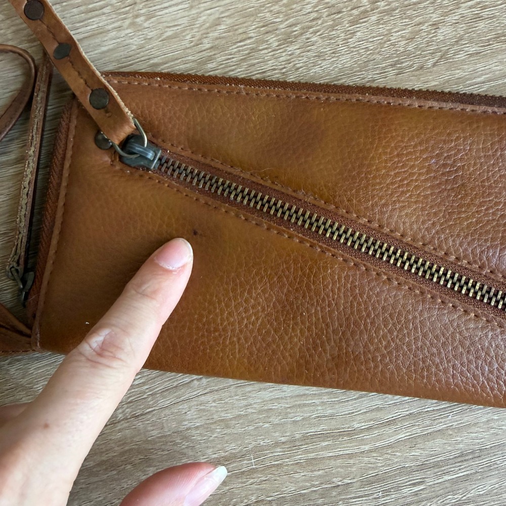 Free People Vegan Leather Zip Around Wristlet Wallet Tan Brown Boho Studded - Picture 5 of 10